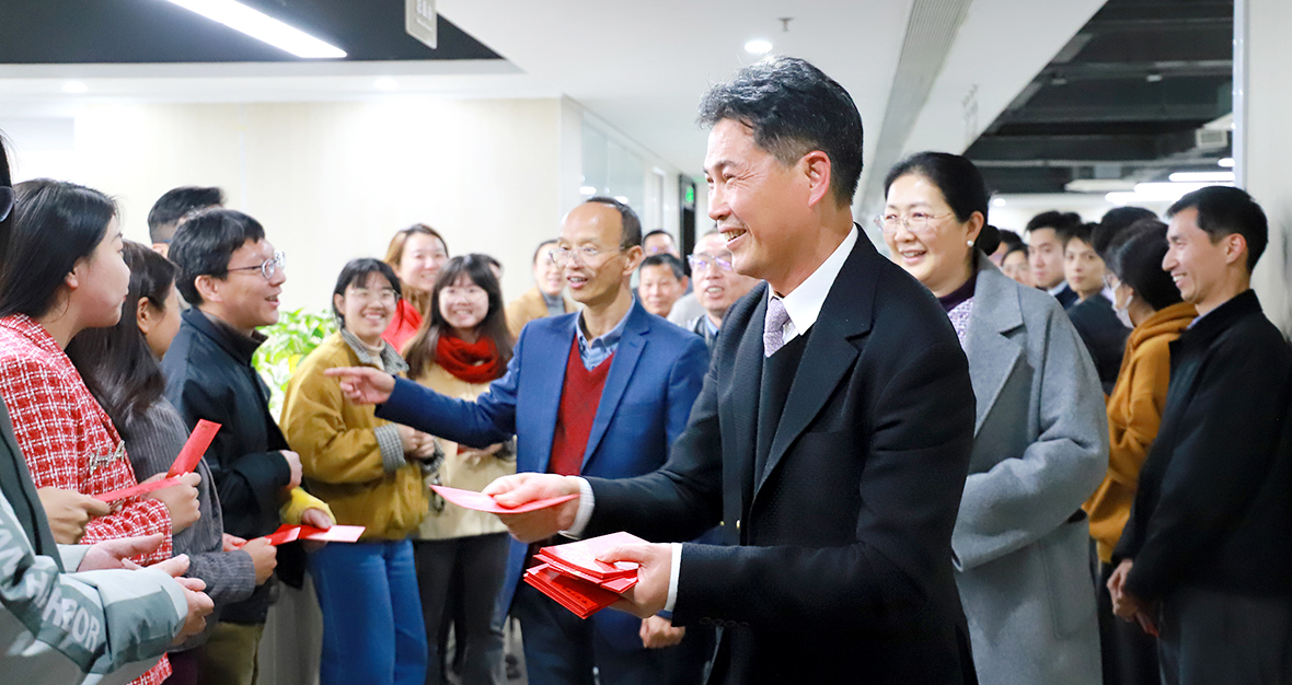 2024新澳门2024原料网