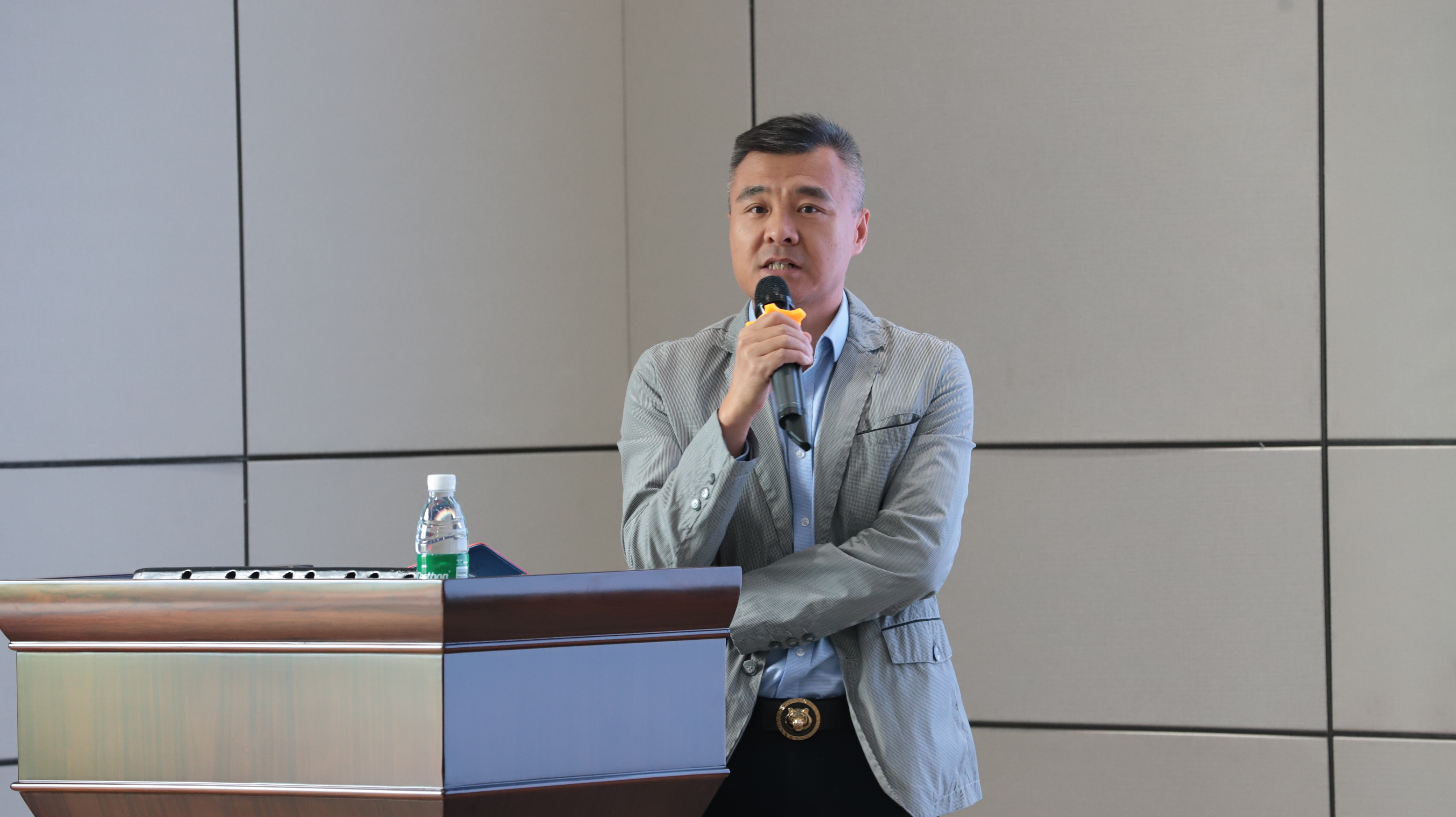 2024新澳门2024原料网
